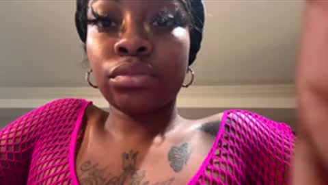 chanel online show from 04-02-26, 01:36