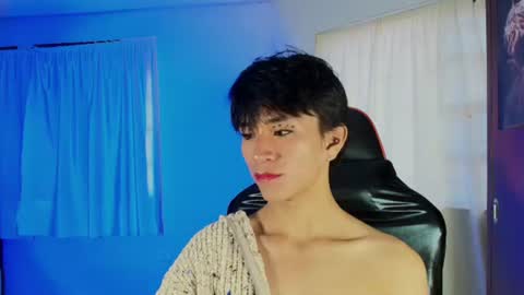 Snapshot of cococumps chatting on 06-17-26, 11:56 COCO online show from 06-17-26, 11:56