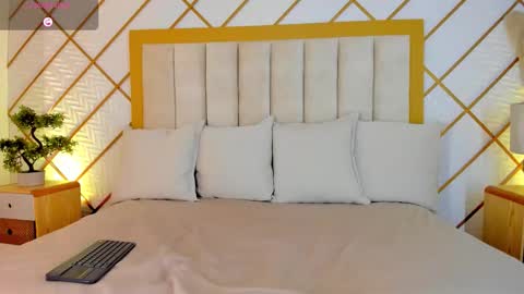    online show from 10-22-25, 11:43