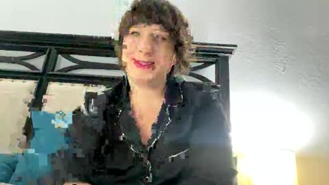 Snapshot of cocodeville chatting on 09-23-25, 03:37 Coco Deville online show from 09-23-25, 03:37