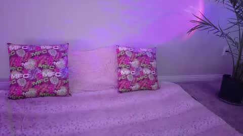 Snapshot of cocodeville chatting on 07-31-26, 11:59 Coco Deville online show from 07-31-26, 11:59