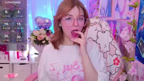 Mia online show from 02-16-26, 09:00