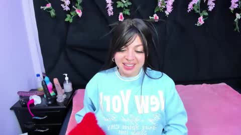 Snapshot of cocoo_nuth chatting on 09-13-25, 03:39 Cocoo online show from 09-13-25, 03:39