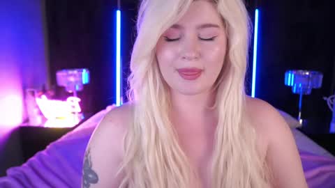 onlyfans amyleyy online show from 12-09-24, 10:54