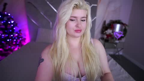onlyfans amyleyy online show from 12-24-24, 07:28
