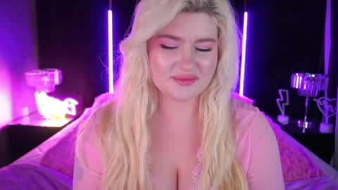 onlyfans amyleyy online show from 02-10-25, 10:31