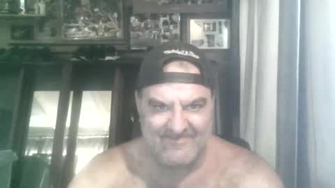 Snapshot of cokecancockfromdownunder chatting on 03-05-26, 07:04 cokecancockfromdownunder online show from 03-05-26, 07:04