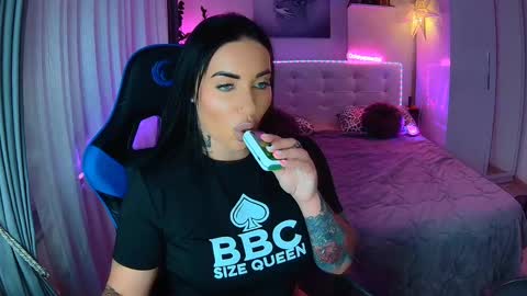 Ur goddess Nikki online show from 09-20-25, 11:11