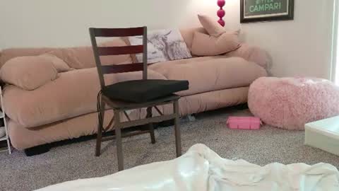 Snapshot of cokia_ chatting on 06-13-26, 10:40 Cokia online show from 06-13-26, 10:40