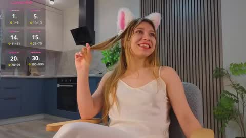 Carry online show from 04-11-26, 11:14