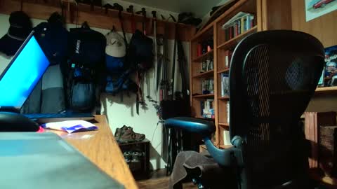 Snapshot of colchuck chatting on 03-12-25, 01:19 colchuck online show from 03-12-25, 01:19