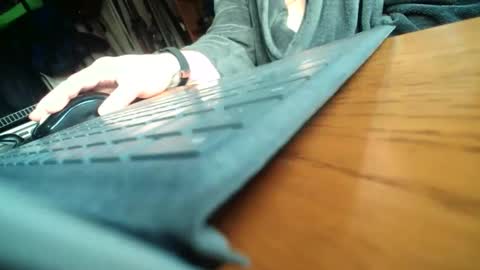 Snapshot of colchuck chatting on 02-12-26, 03:51 colchuck online show from 02-12-26, 03:51