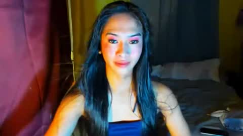 Snapshot of coleen19x chatting on 05-27-26, 01:13 Coleen online show from 05-27-26, 01:13