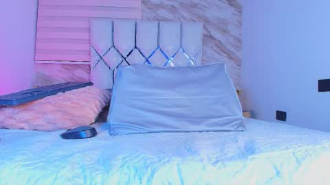 colett online show from 03-08-26, 11:58