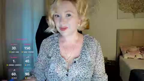 Snapshot of colette1w chatting on 07-06-26, 08:22 Olga. online show from 07-06-26, 08:22