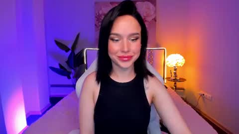 Snapshot of colleenbowen chatting on 06-14-26, 02:19 Tina online show from 06-14-26, 02:19
