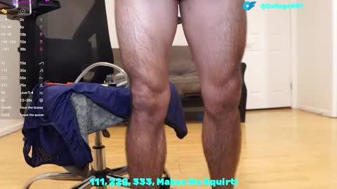 Snapshot of college001 chatting on 11-01-25, 01:02 College001 online show from 11-01-25, 01:02