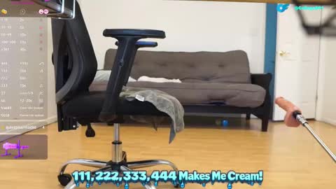 Snapshot of college001 chatting on 01-14-26, 07:08 College001 online show from 01-14-26, 07:08