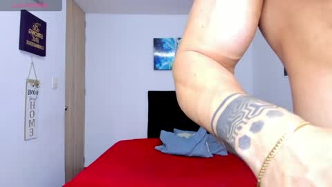 Snapshot of college_muscle_ass chatting on 06-06-26, 11:59 college_muscle_ass online show from 06-06-26, 11:59