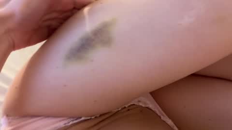 Snapshot of college_slut__ chatting on 11-27-25, 07:10 Allie online show from 11-27-25, 07:10