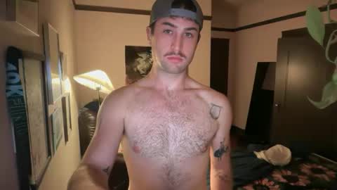 Snapshot of collegeboy417 chatting on 03-05-26, 03:24 collegeboy417 online show from 03-05-26, 03:24