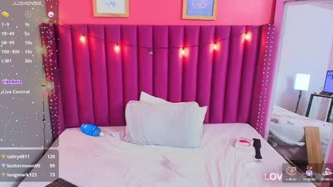  MEGAN  online show from 01-03-25, 11:01