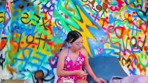 valentina online show from 04-13-26, 11:59