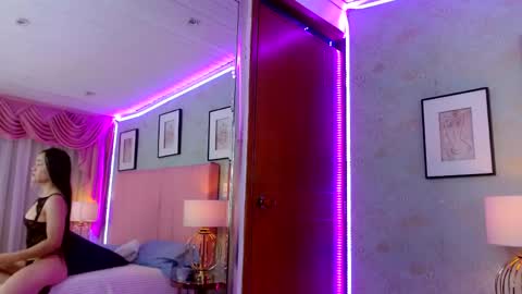 Snapshot of collinsgia chatting on 06-03-26, 02:33 Gia Colins online show from 06-03-26, 02:33