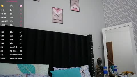 Snapshot of colombia_mommy_ chatting on 06-09-26, 12:06 GRETCHEN online show from 06-09-26, 12:06