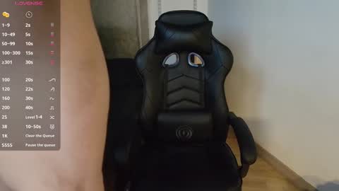 Snapshot of colombianmuscle8 chatting on 09-24-25, 03:10 colombianmuscle8 online show from 09-24-25, 03:10