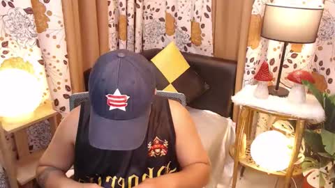 Snapshot of colossalboy chatting on 01-15-25, 11:00 Sunny online show from 01-15-25, 11:00