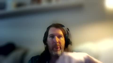 Snapshot of colsus189696 chatting on 07-04-26, 05:02 colsus189696 online show from 07-04-26, 05:02
