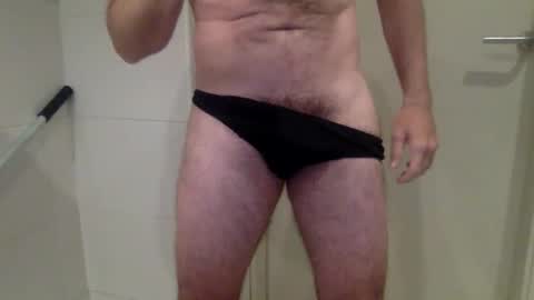 Snapshot of come1983 chatting on 05-11-26, 04:04 come1983 online show from 05-11-26, 04:04