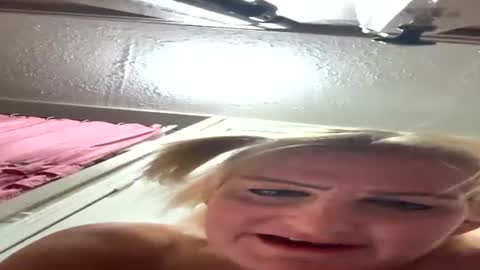 Snapshot of comeboyandcum chatting on 07-24-26, 08:34 comeboyandcum online show from 07-24-26, 08:34