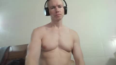 Snapshot of comecontrol chatting on 10-29-25, 03:09 comecontrol online show from 10-29-25, 03:09