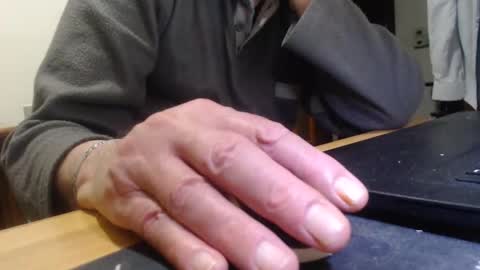 Snapshot of comemivuoi chatting on 04-06-26, 03:59 comemivuoi online show from 04-06-26, 03:59