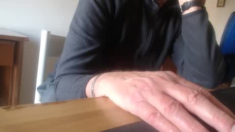 comemivuoi2 online show from 04-01-26, 03:42