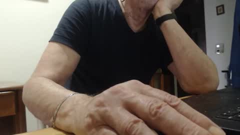 comemivuoi2 online show from 04-13-26, 04:51