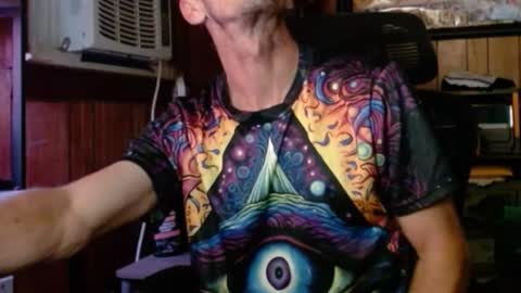 Nelson or ComicKing and sometime Peachy143 online show from 10-19-25, 01:06