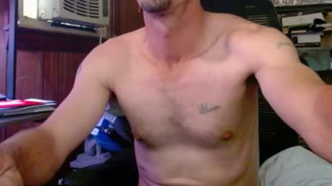 Snapshot of comic_king27 chatting on 06-25-26, 02:43 Nelson or ComicKing and sometime Peachy143 online show from 06-25-26, 02:43