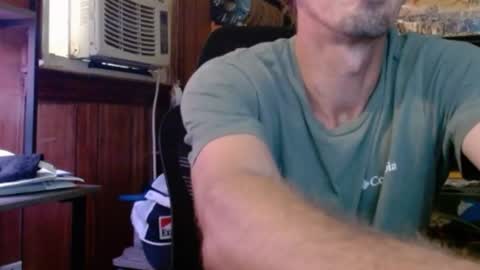 Snapshot of comic_king27 chatting on 07-26-26, 02:02 Nelson or ComicKing and sometime Peachy143 online show from 07-26-26, 02:02