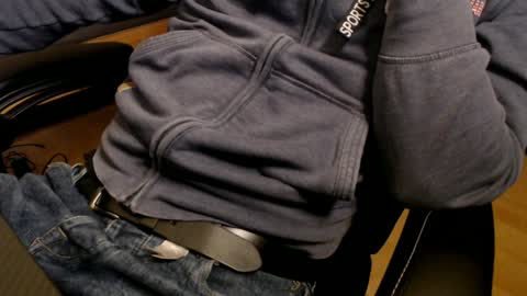 Snapshot of commanderchip chatting on 01-17-25, 03:32 commanderchip online show from 01-17-25, 03:32