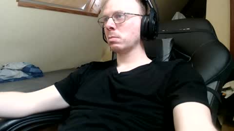 Snapshot of commanderchip chatting on 03-01-25, 03:05 commanderchip online show from 03-01-25, 03:05