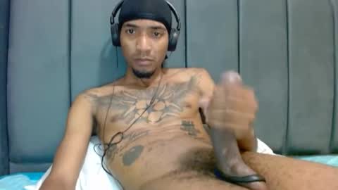 Snapshot of comoseria1927realg4life chatting on 03-31-26, 03:08 comoseria1927realg4life online show from 03-31-26, 03:08