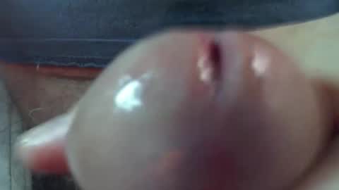 Snapshot of comox1961 chatting on 01-11-25, 01:37 comox online show from 01-11-25, 01:37