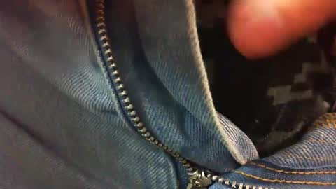 Snapshot of comox1961 chatting on 02-24-25, 02:19 comox online show from 02-24-25, 02:19