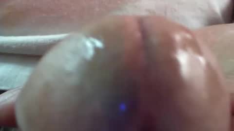 Snapshot of comox1961 chatting on 09-29-25, 08:30 comox online show from 09-29-25, 08:30