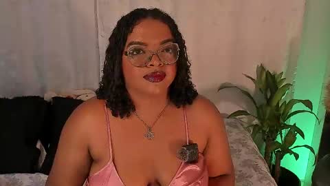 Snapshot of conielaurenth chatting on 04-14-26, 12:49 conielaurenth online show from 04-14-26, 12:49