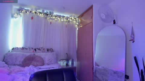 Snapshot of connie_deep chatting on 12-11-24, 12:55 connie online show from 12-11-24, 12:55