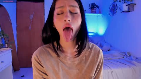Snapshot of connie_deep chatting on 01-19-25, 04:25 connie online show from 01-19-25, 04:25